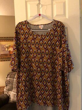 182 FALL COLORS IRMA TUNIC 3X LULAROE